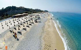 Villaggio Club La Pace Tropea 4*